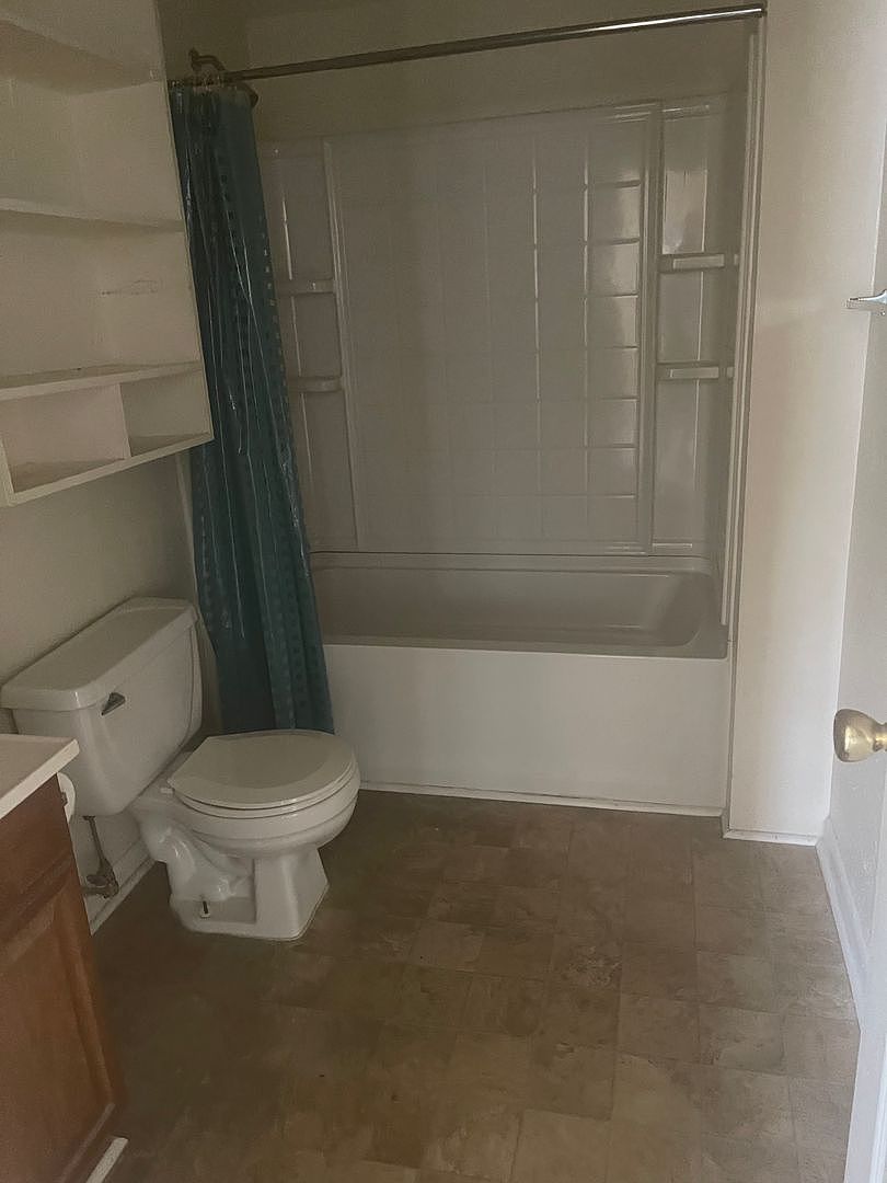 43 W Lewis St 6, Divernon, IL 62530 Zillow