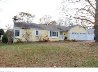 11 Clark St, Niantic, CT 06357