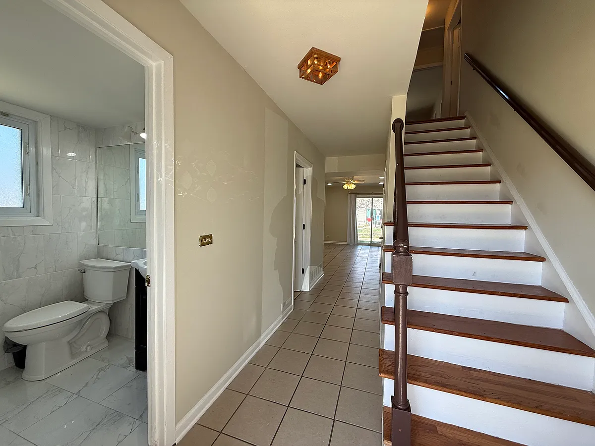 Building Photo - 1874 Windward Ln