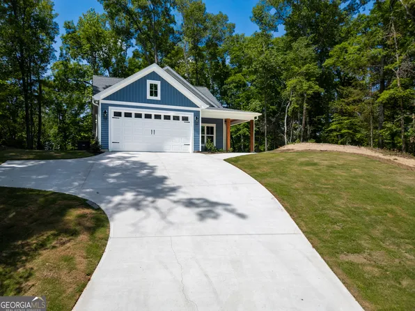 322 Oconee Ave, Westminster, SC 29693