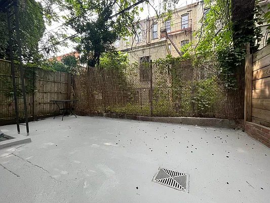 Rented by Brooklyn Rentals NYC | media 40