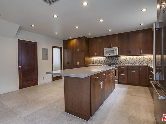 4th image of 926 California Ave #1/2