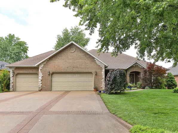 607 N Persimmon Drive, Nixa, MO 65714