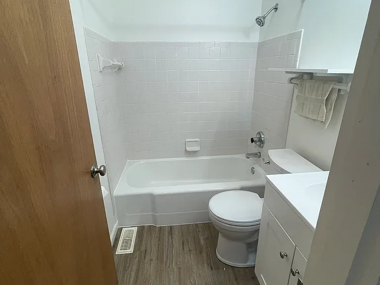 6124 Rosecrest Dr — Photo 21