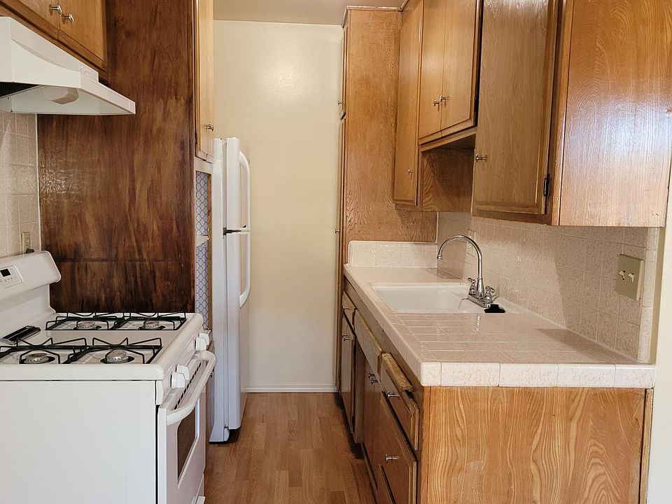 1st image of 612 N Orange Dr APT 5