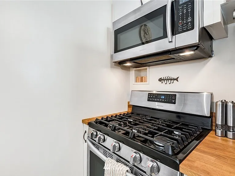 7734 31st Ave SW — Photo 8