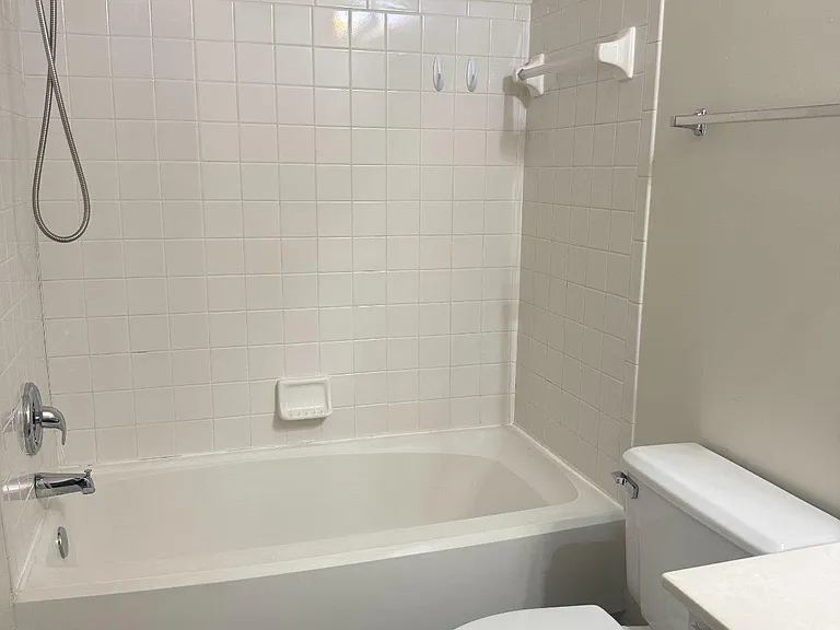 2202 Commissary Cir #208 — Photo 14