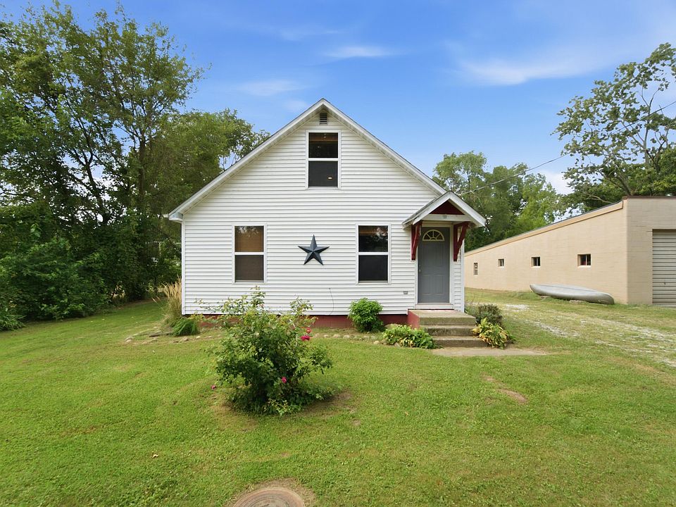 1st image of 708 Rose Ave