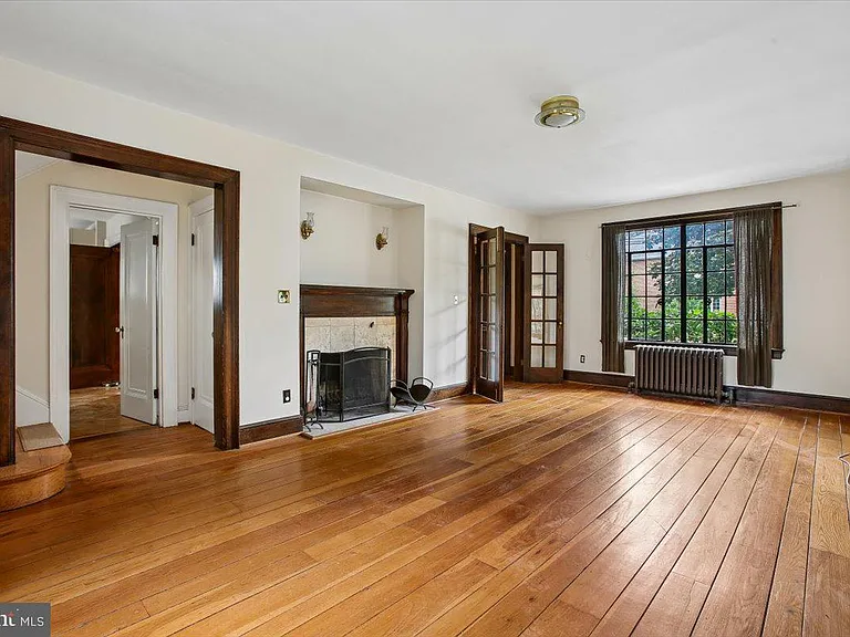 4602 Derussey Pkwy — Photo 20