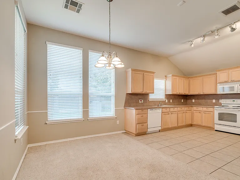 2532 NW 179th Ct — Photo 13