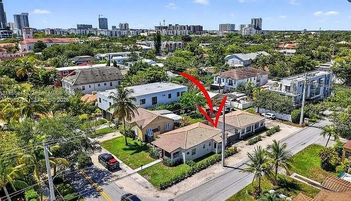 1 bed, 1.0 bath, 2355 sqft, $2,100 — Photo 2
