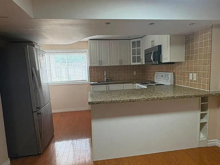 12 Empson Ct #BASEMENT — Photo 4