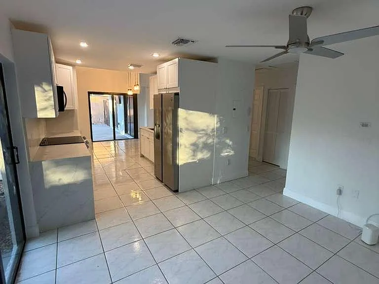 20314 SW 124th Pl — Photo 5