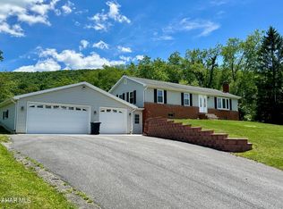 6466 Milligans Cove Rd, Manns Choice, PA 15550