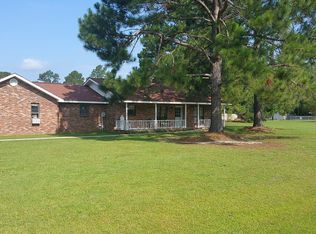 136 Andrea St SE, Baxley, GA 31513