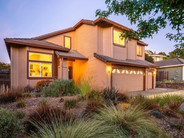 218 Simon Drive, Petaluma, CA 94952