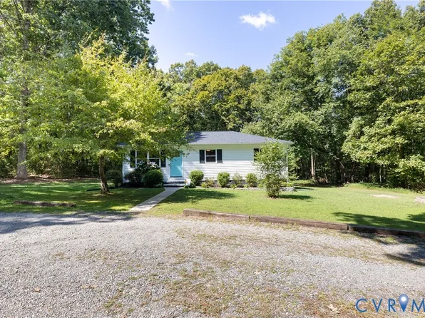 1722 Maidens Rd, Maidens, VA 23102
