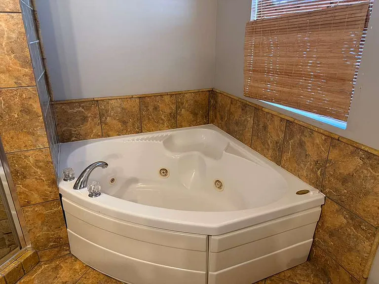 3401 McNiff Dr — Photo 16