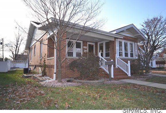 1st image of 2204 Lynch Ave