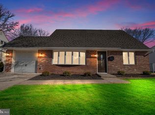 29 Indian Creek Entry, Levittown, PA 19057