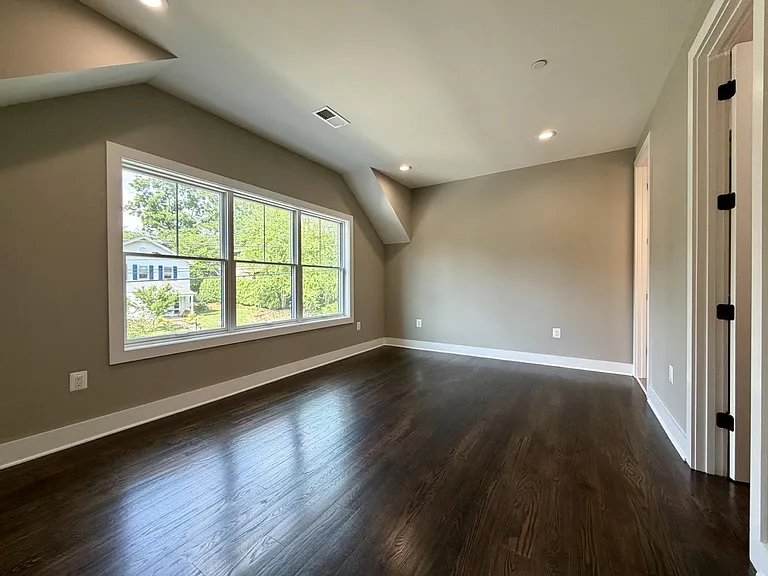 5514 McKinley St — Photo 22