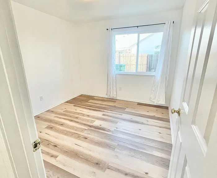 8800 Kepler Ct — Photo 12