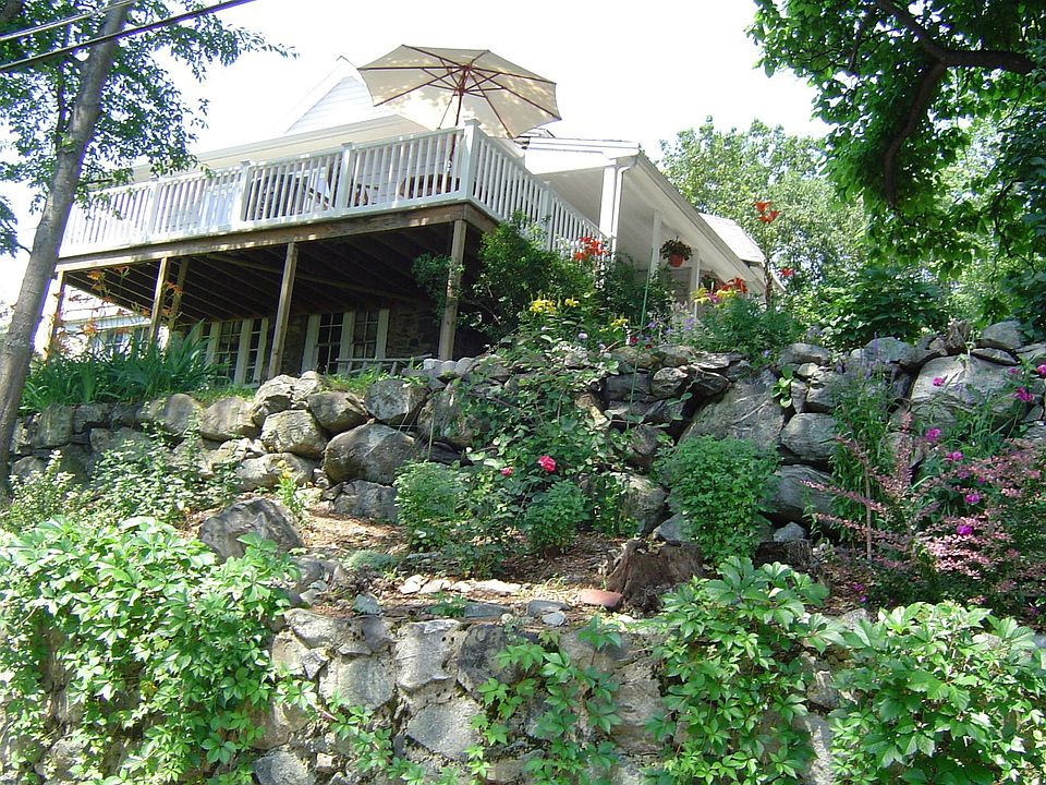 house from street