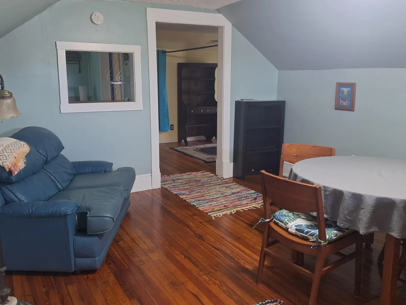 1 bed, 800 sqft, $1,200 — Photo 2