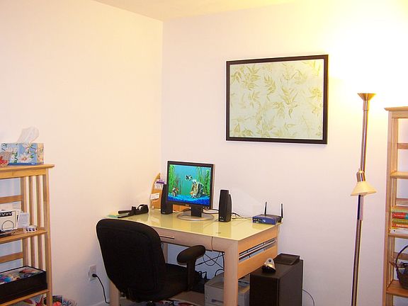 Bedroom #2/Study
