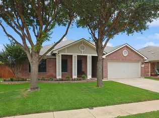 1517 Pepperidge Ln, Fort Worth, TX 76131