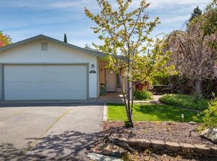 13218 Temple Dr, Auburn, CA 95603