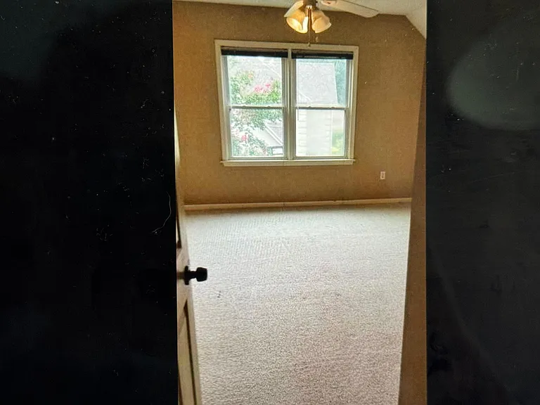 956 Rolling Oaks Ln — Photo 22