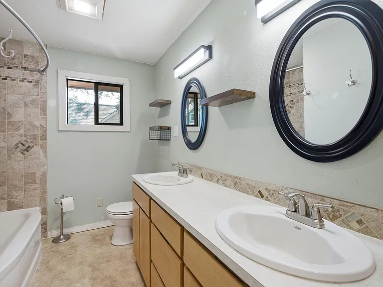 206 Cherry St — Photo 24