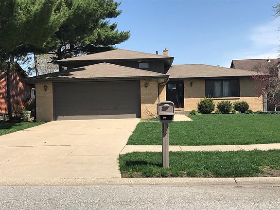 3rd image of 9147 Southmoor Ave