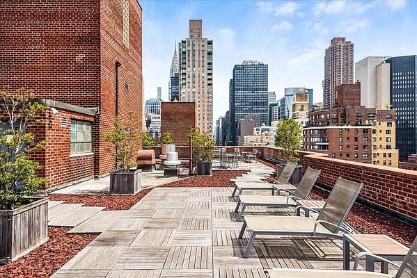 Rented by Real Homes Real Estate LLC | media 22