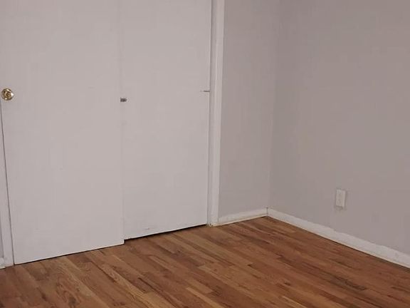 4th image of 329 Park Ave APT 13