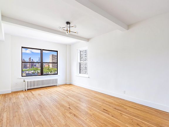 4th image of 35 W 92nd St Floor 10