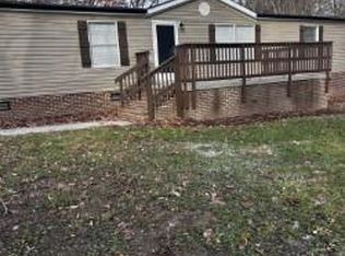 163 W Grove Rd, Lexington, NC 27295