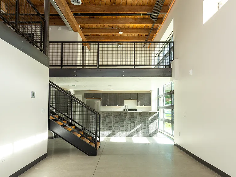 Borden Lofts — Photo 20