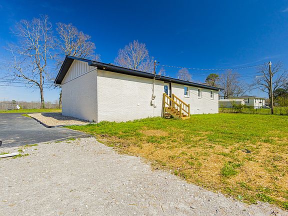 4th image of 32 Manley Rd