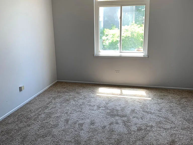 3351 S Monaco Pkwy #D — Photo 4