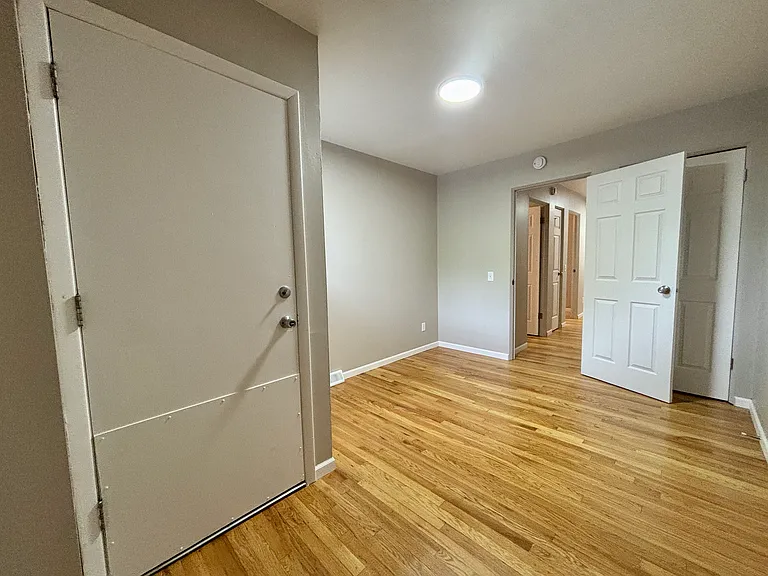 1105 Catalpa Cir — Photo 19