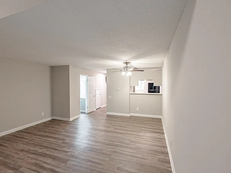 Keystone Apartments — Photo 44