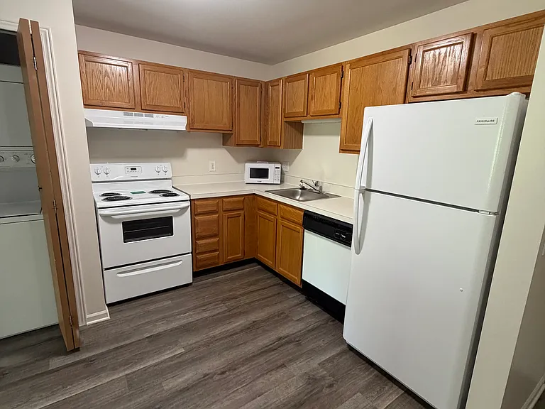 Riverside Senior Apartments — Photo 23