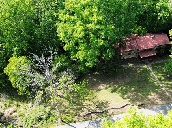 2634 Distillery Rd, Greenbrier, TN 37073