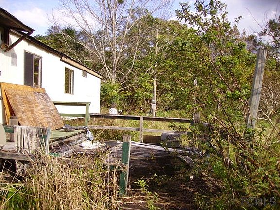 5th image of 230 County Road 2006 E