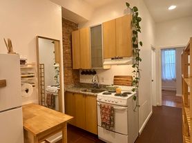 41 S 45th St
