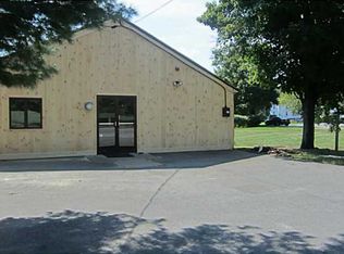 1 Reservoir Rd, Cumberland, RI 02864