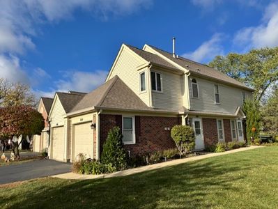160 Inverness Ct #A, Elk Grove Village, IL, 60007