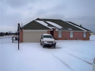 201 Gunnar Ln, McLoud, OK 74851